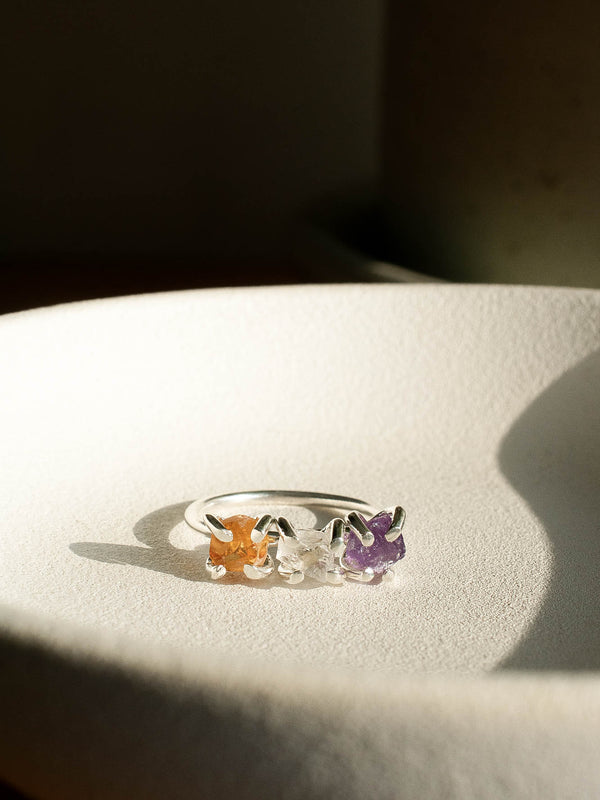 Anillo Trinidad citrino, cuarzo cristal y amatista