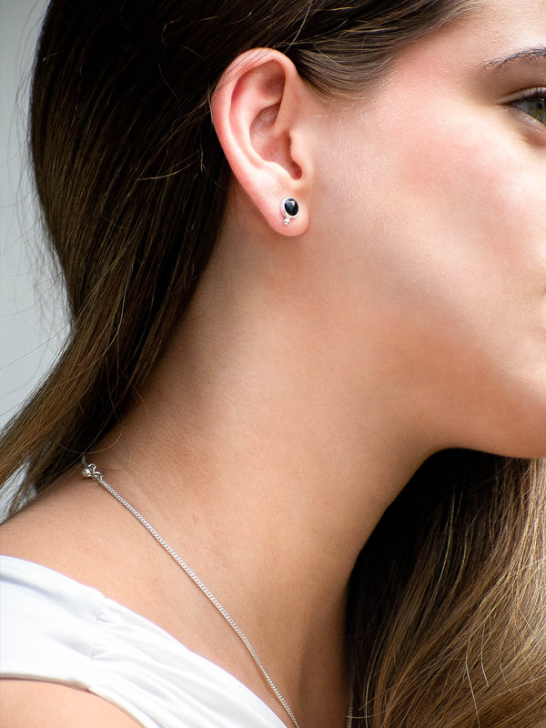Aretes Orbitt ónix negro
