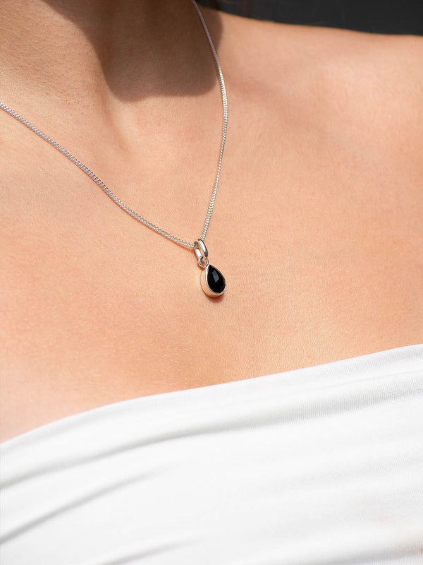 Collar Ghana ónix negro