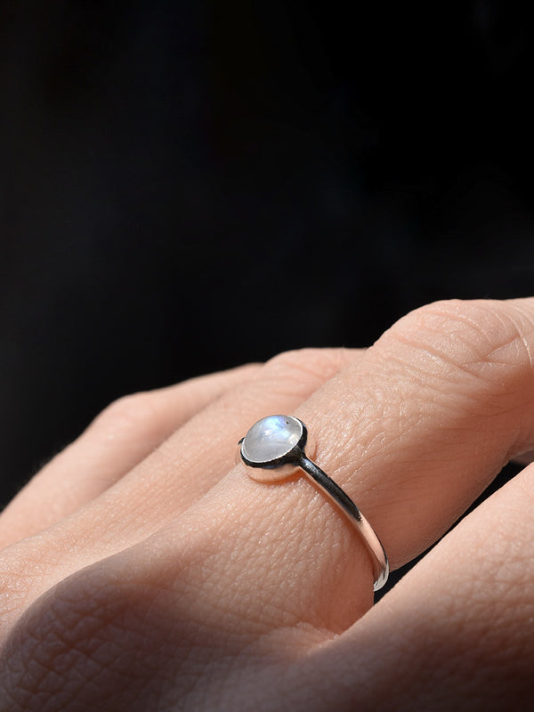 Anillo Lua piedra luna - Secundaria