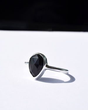 Anillo Ghana ónix negro