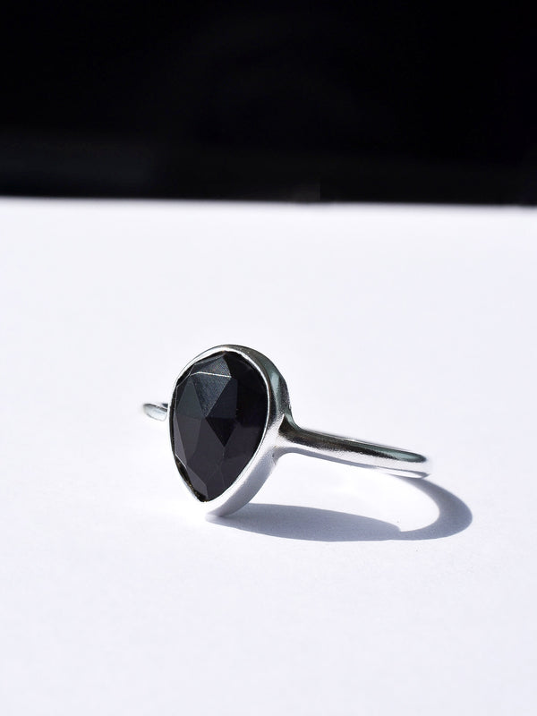 Anillo Ghana ónix negro