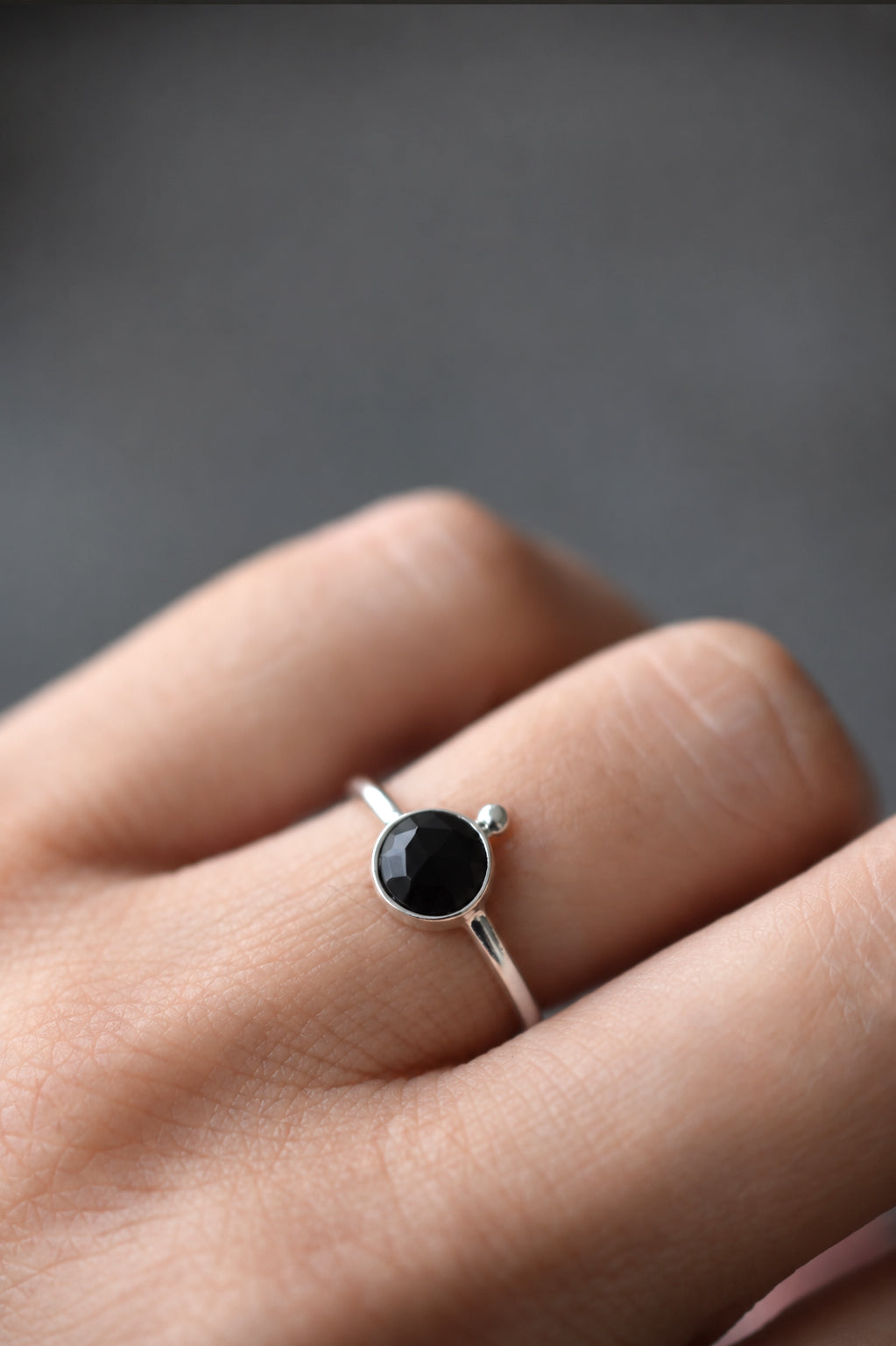 Anillo Orbitt ónix negro - Gallery 1