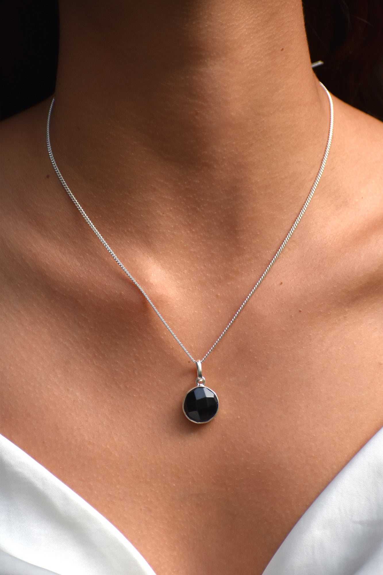 COLLAR MARTE ÓNIX NEGRO - Gallery 2