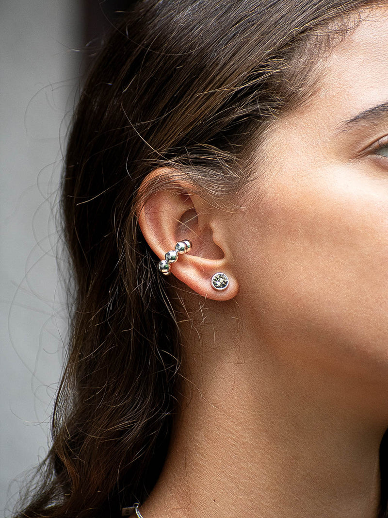 Ear cuff Space