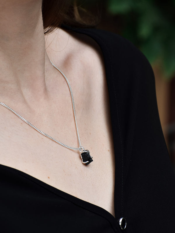 Collar Raw turmalina negra - Secundaria