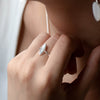 Anillo Pluma nácar