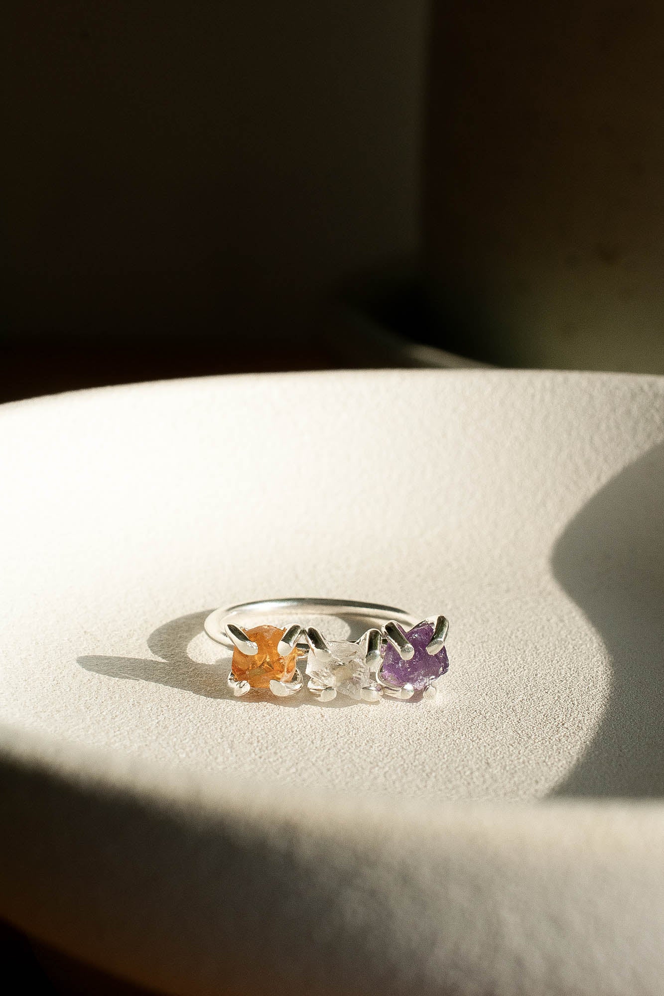 Anillo Trinidad citrino, cuarzo cristal y amatista - Gallery 1