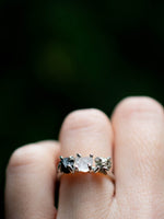 Anillo Trinidad cuarzo cristal, pirita y turmalina negra - Miniatura 2
