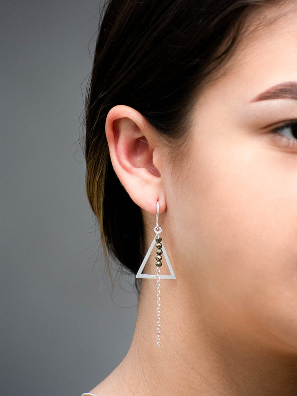 Aretes Estela pirita triangulo