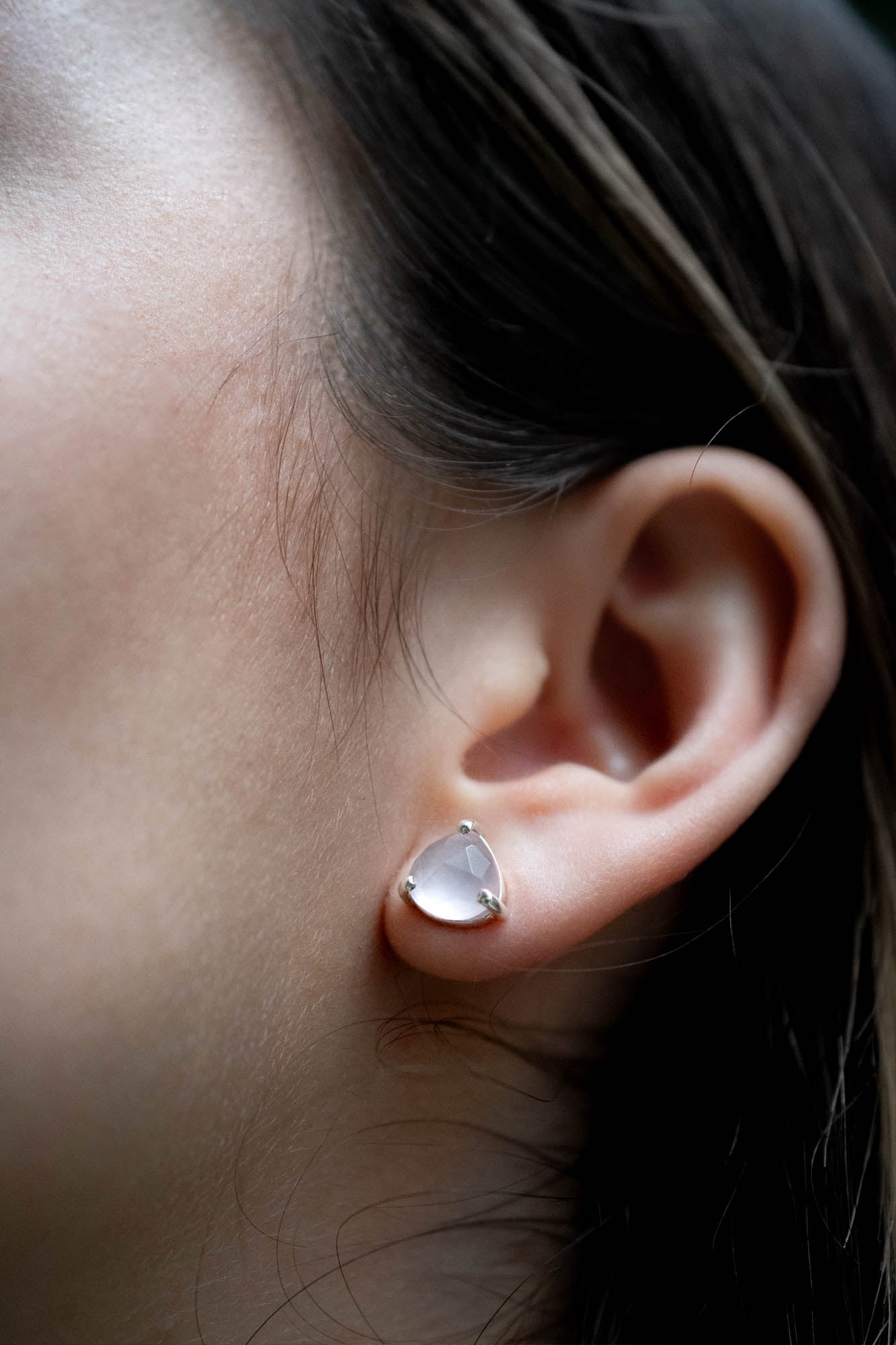 Aretes Kora cuarzo rosa facetado - Gallery 1
