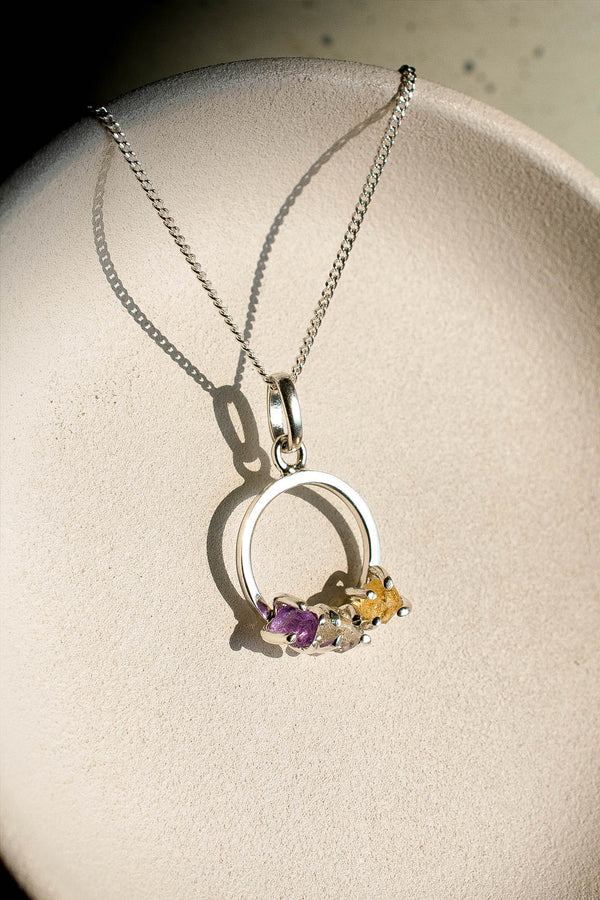 Collar Flora citrino, cuarzo cristal y amatista
