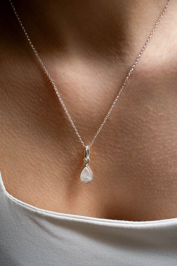 Collar Gota piedra luna