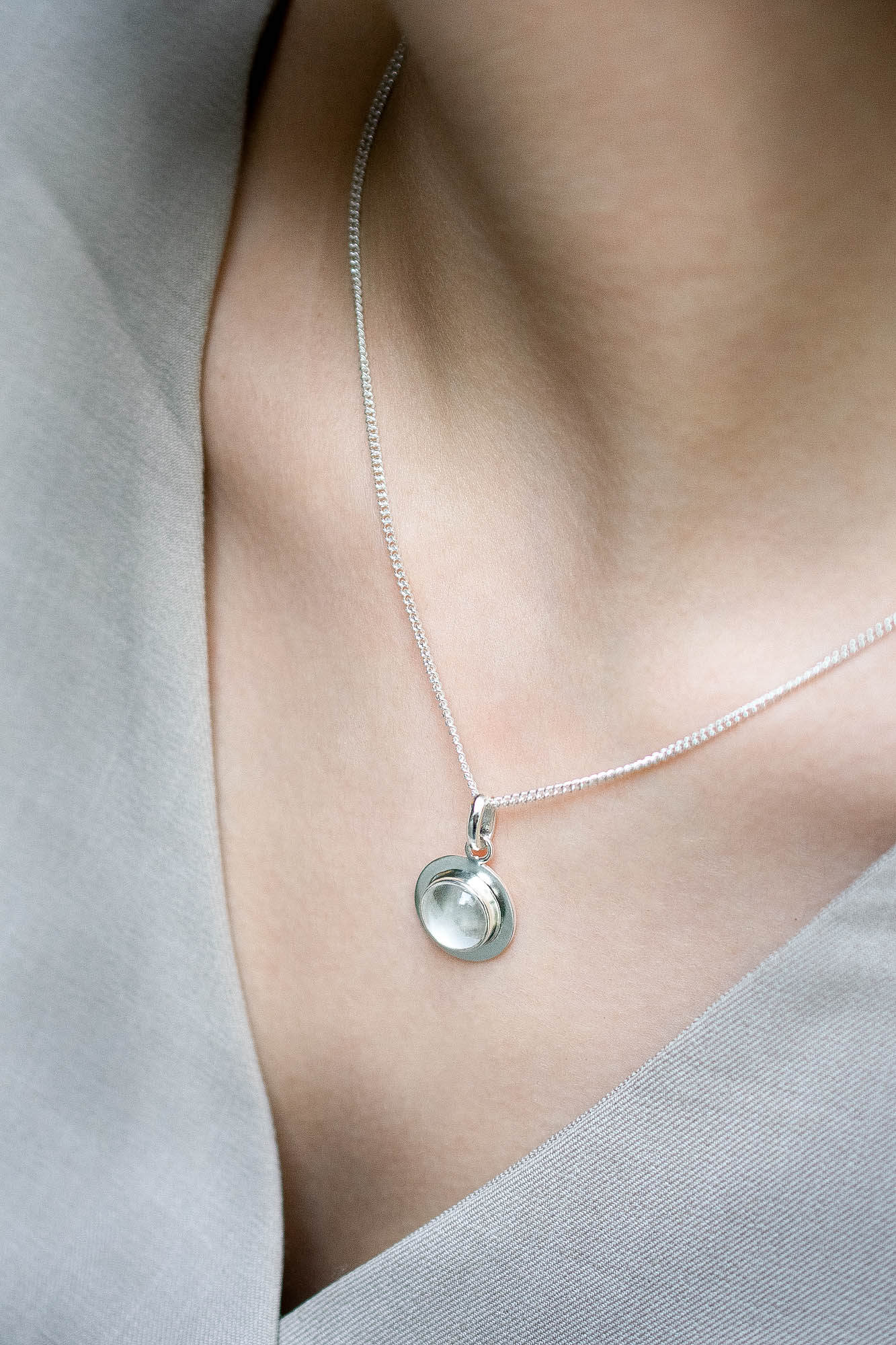 Collar Saturno cuarzo cristal - Gallery 1