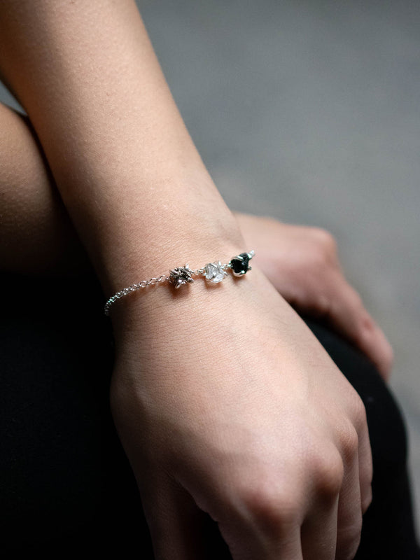 Pulsera Trinidad cuarzo cristal, pirita y turmalina negra