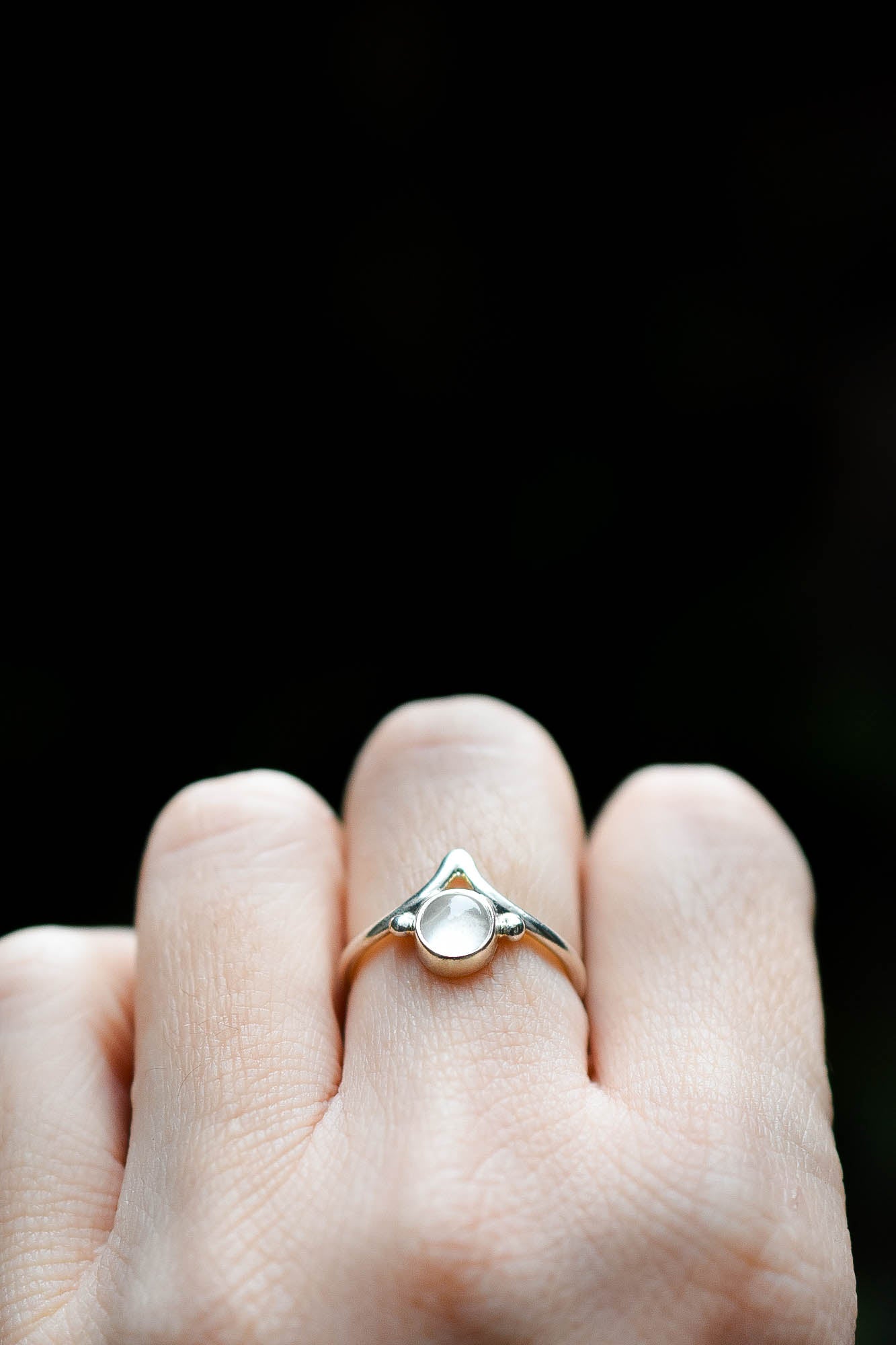 Anillo infinity cuarzo cristal - Gallery 1