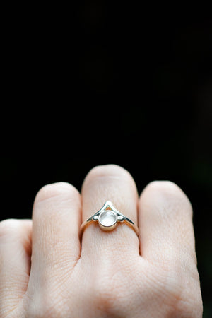 Anillo infinity cuarzo cristal