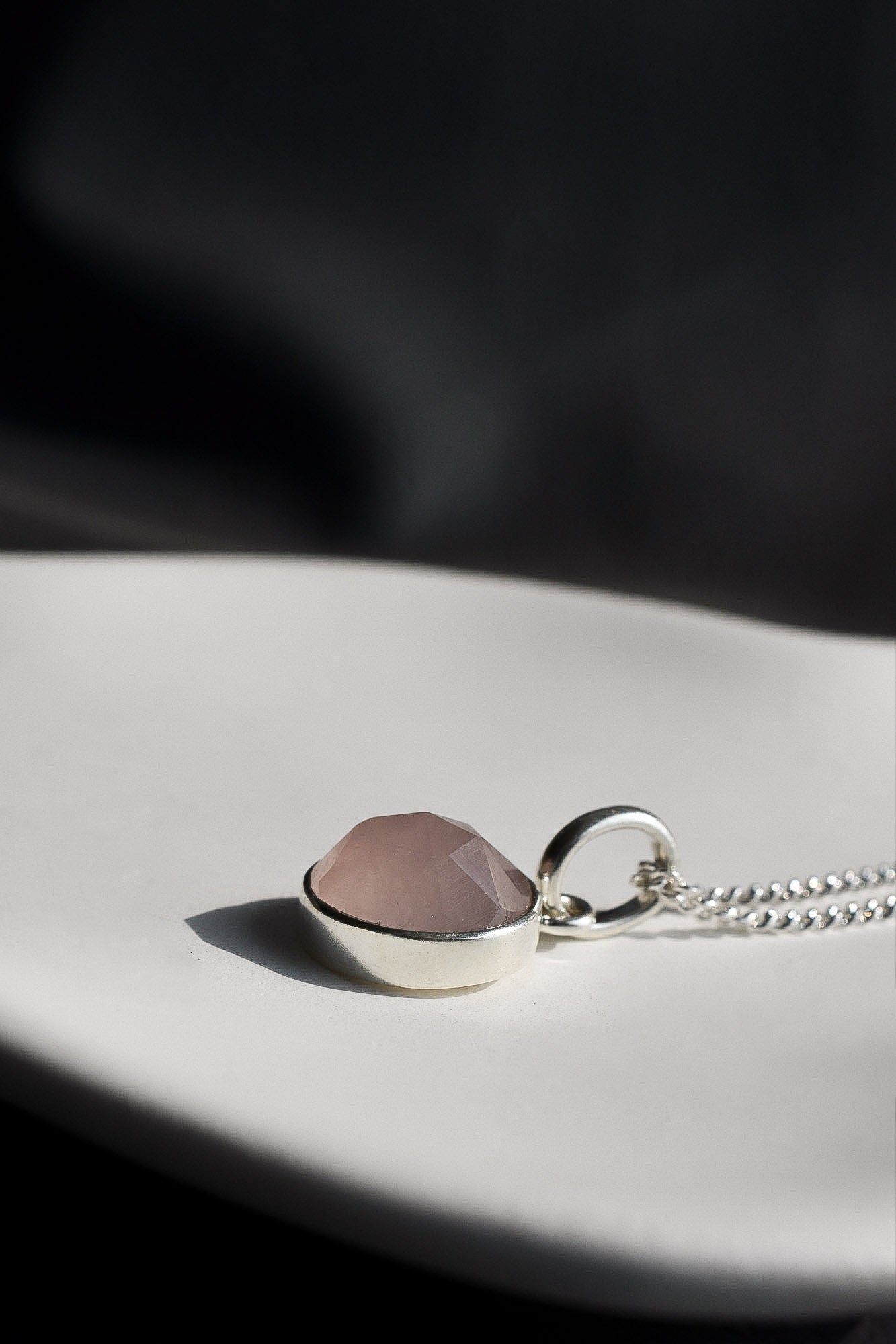 Collar Mara cuarzo rosa facetado - Gallery 3