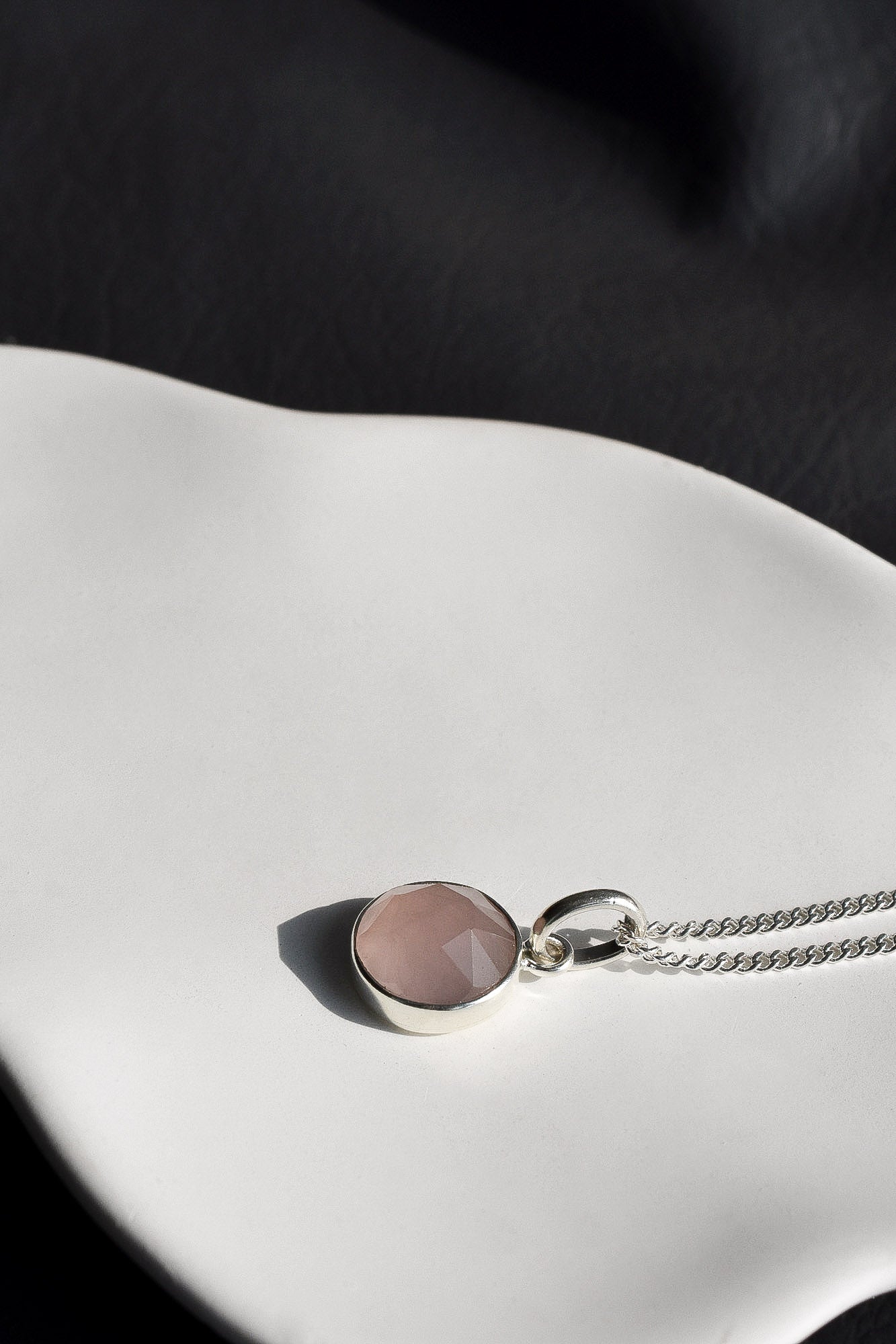 Collar Mara cuarzo rosa facetado - Gallery 2