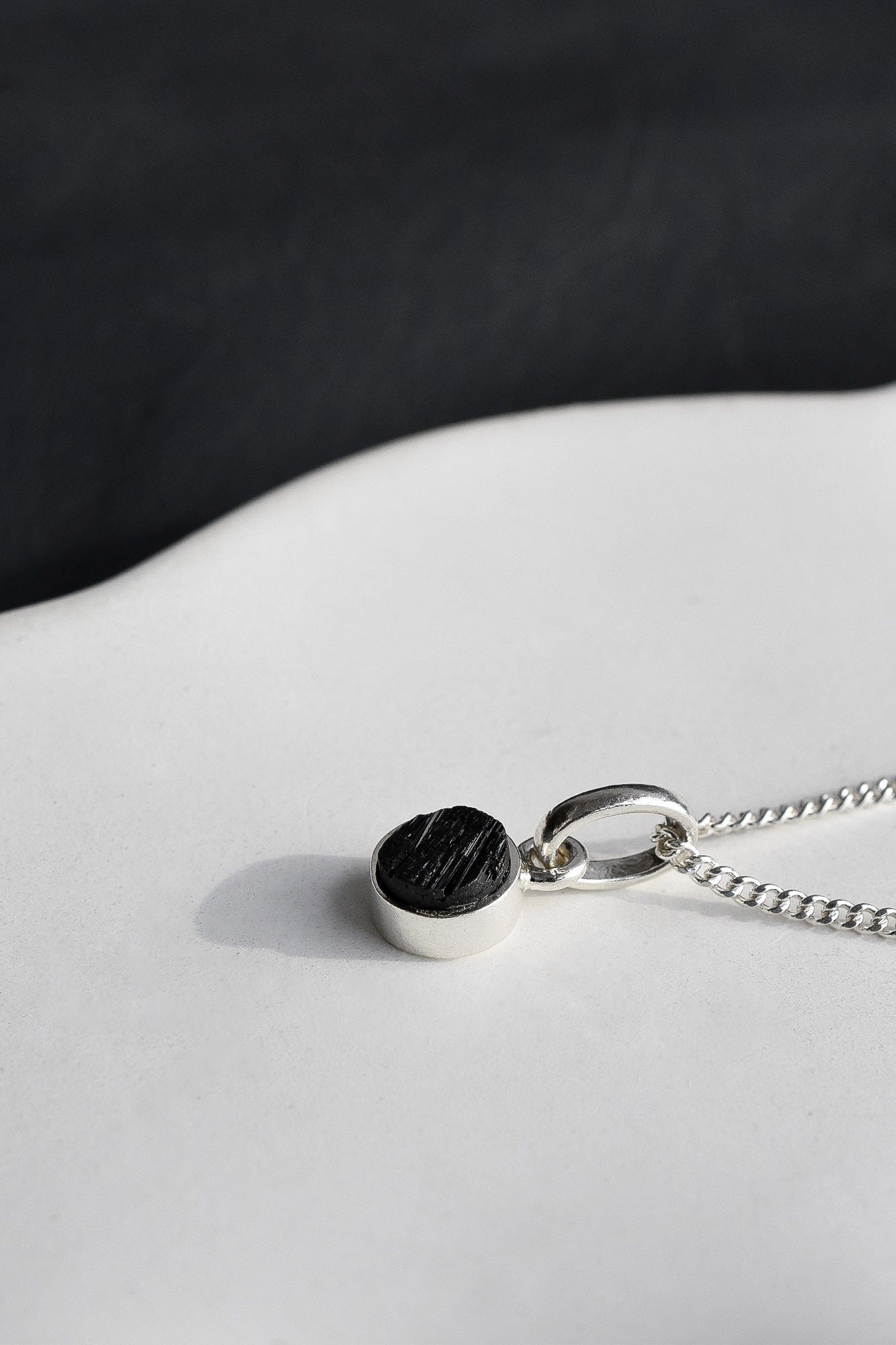 Collar Plutón turmalina negra - Gallery 1