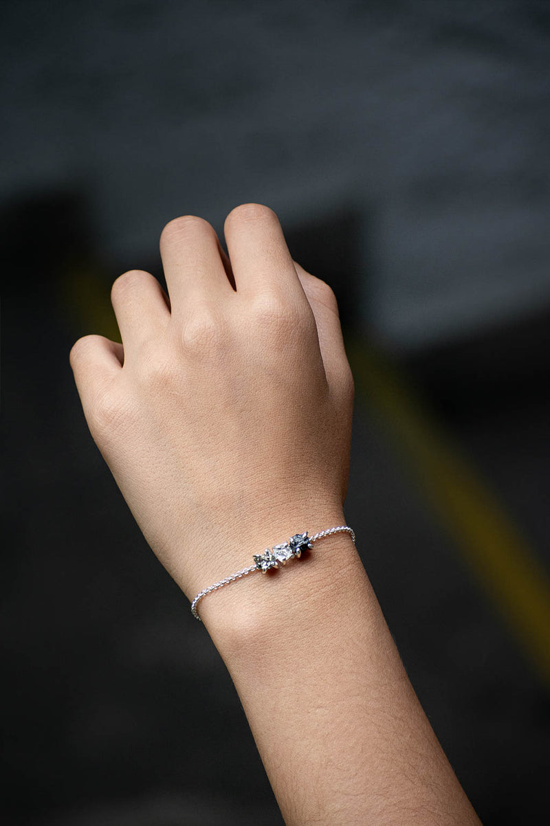 Pulsera Orión pirita, cuarzo cristal y turmalina negra