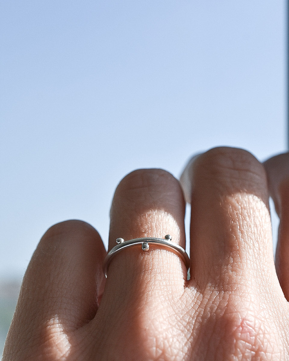Anillo Triad - Gallery 1