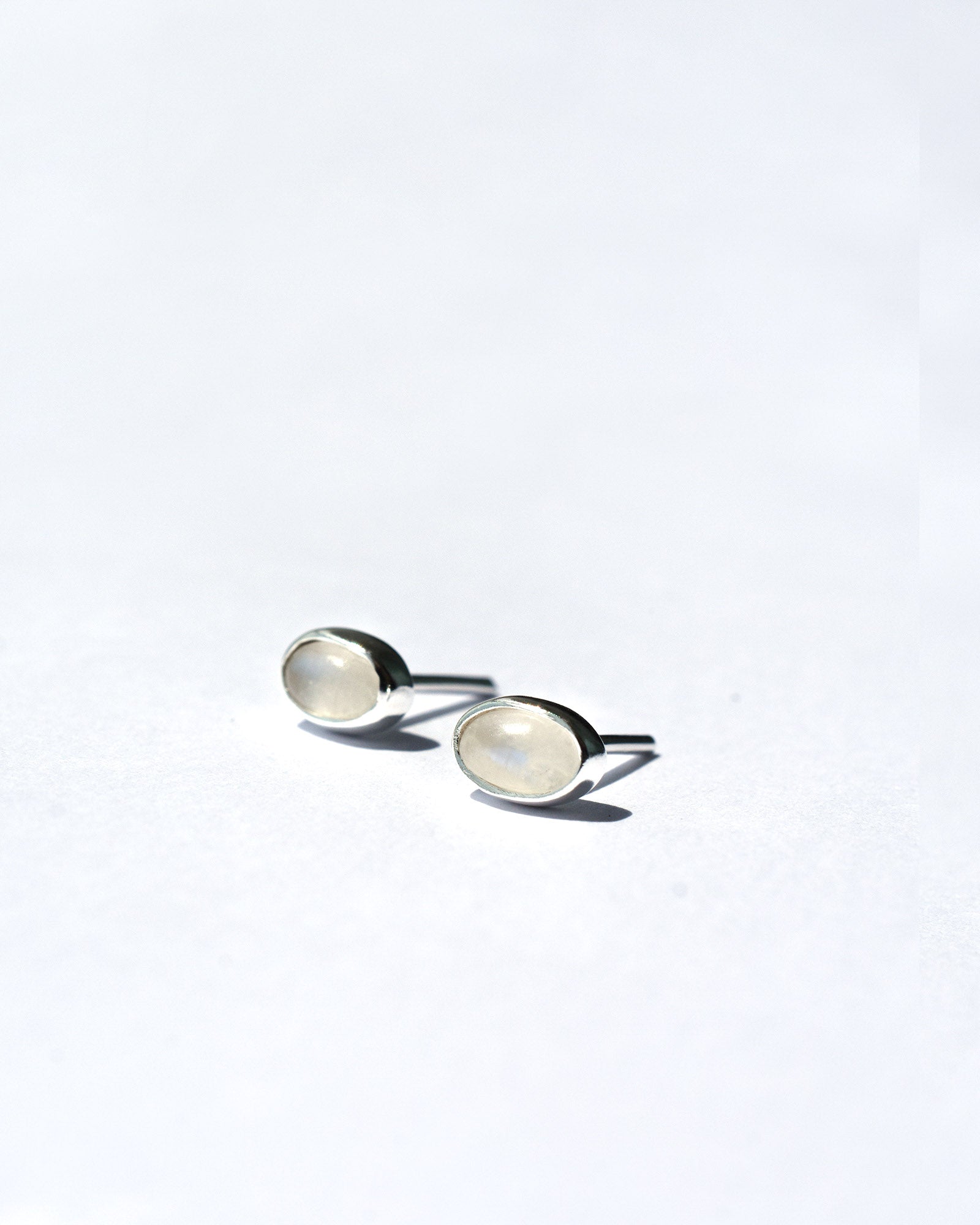 Aretes Valya piedra luna mini - Gallery 1